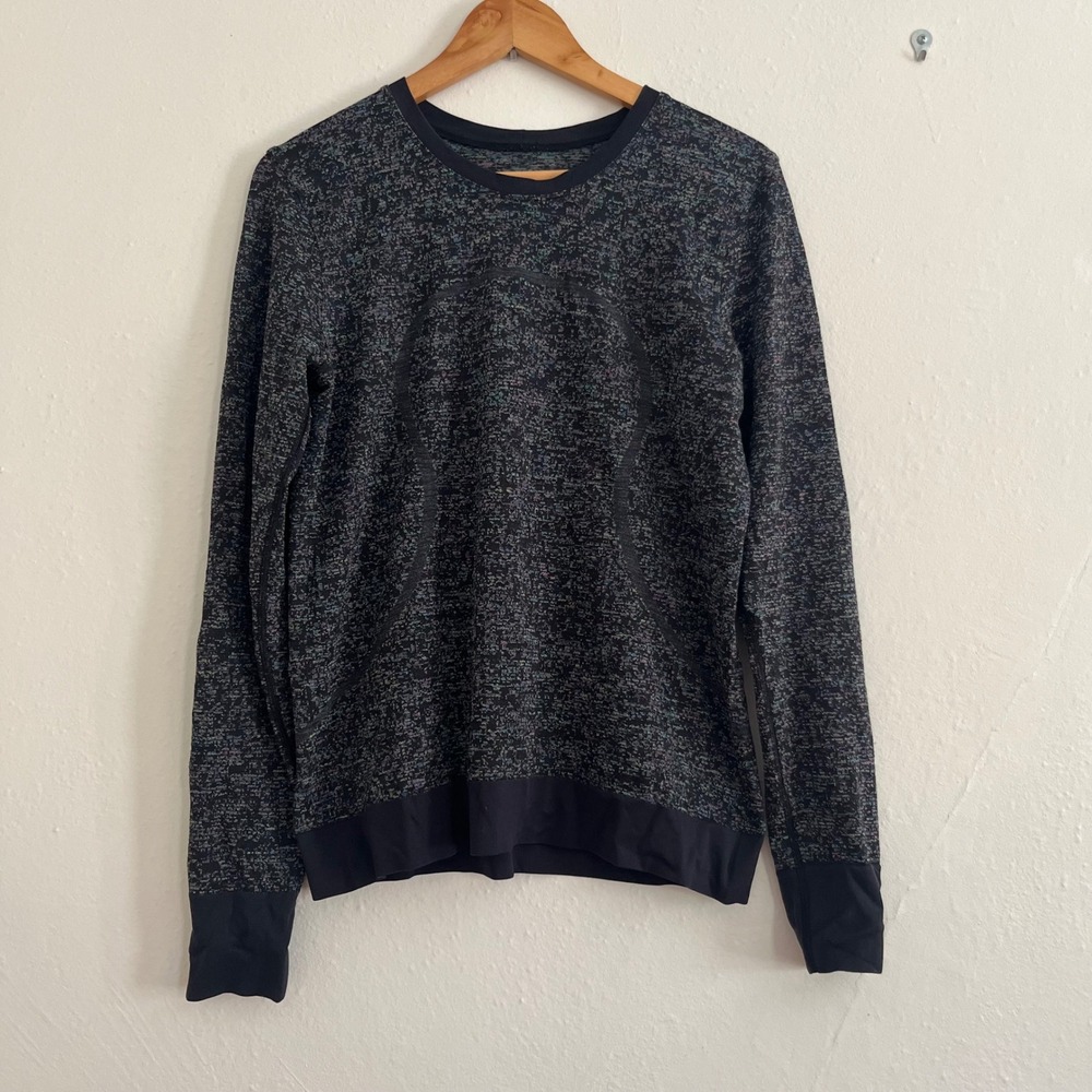 Lululemon Women's Crewneck Long Sleeve  Base Layer Shirt Black & Purple L